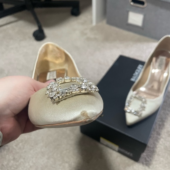 Badgley mischka satin pumps - Picture 3 of 4